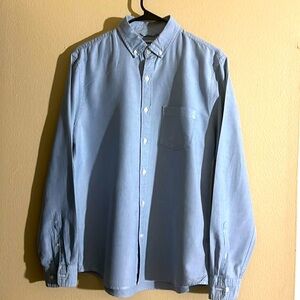 EXPRESS CASUAL SHIRT. SOFT WASH. USED. LIGHT BLUE. SIZE: M